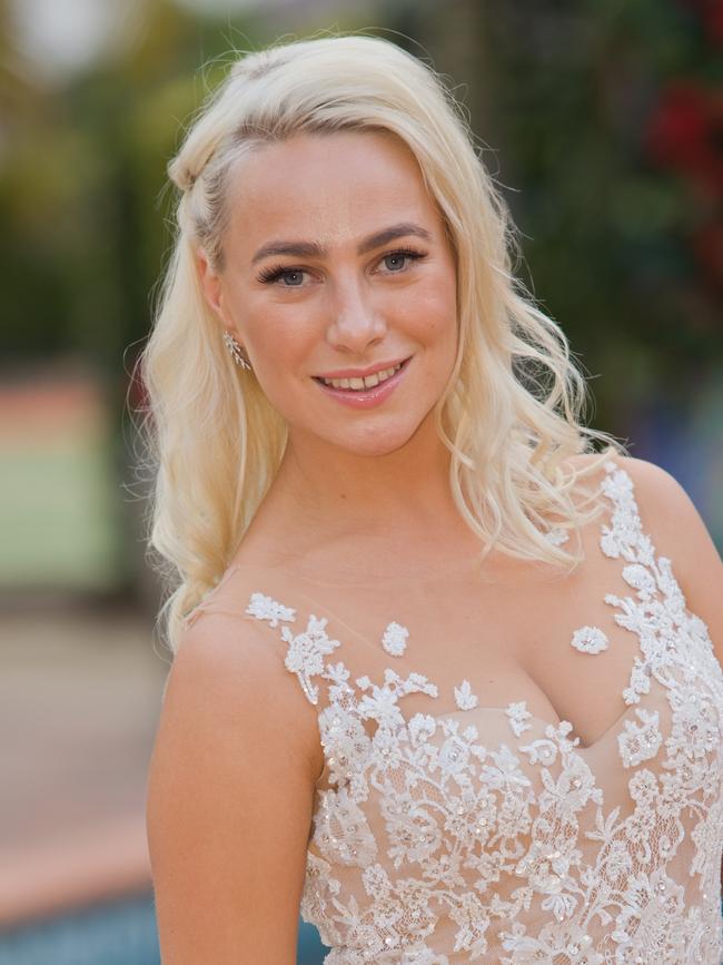 LAURA, 24, PROJECT MANAGER, VIC “I am a ball of energy. I love life. I’m a positive person. I’m really driven in my career. And if he is the one for me, then bring it on.”