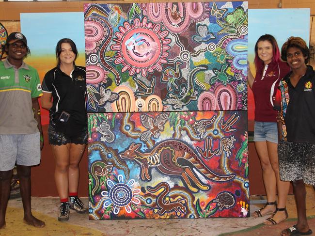 Kalkadoon artists Chern'ee and Brooke Sutton recently hosted a painting workshop at Wadja Wadja High School in Woorabinda.
