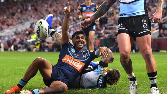 Suncorp Stadium was treated to a special night. (AAP Image/Dave Hunt) 