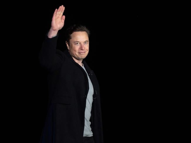 Musk tables ‘final’ offer to buy Twitter