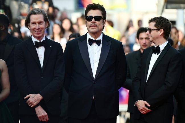 US film director Wes Anderson and actors Benicio del Toro and  Michael Cera arrive for the premiere of 'The Phoenician Scheme'
