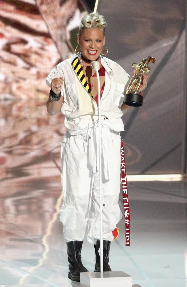 Pink accepts the Michael Jackson Video Vanguard Award onstage during the 2017 MTV Video Music Awards at The Forum on August 27, 2017 in Inglewood, California. Picture: Getty