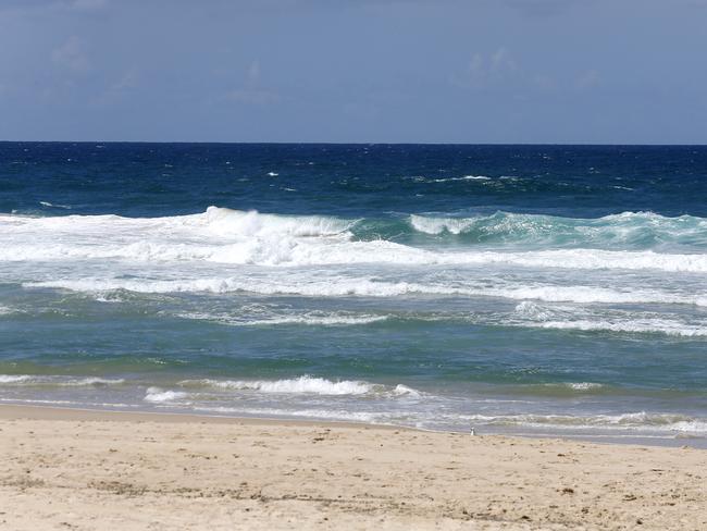 Generic scene  and ocean photos from Main Beach (just north of Sea World ) where a male  drowned. Picture: JERAD WILLIAMS