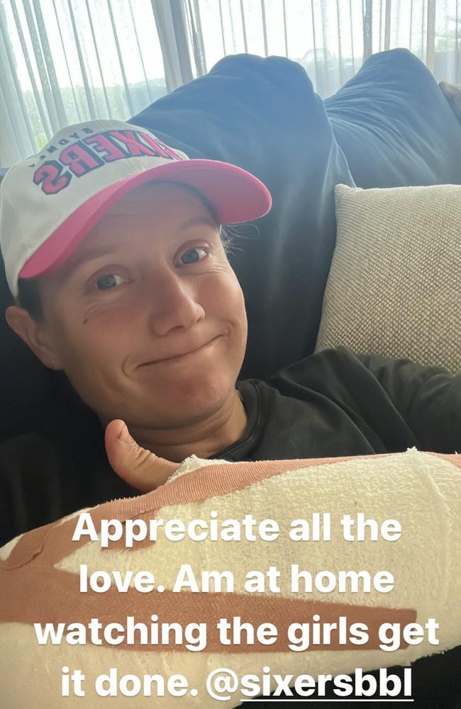 Alyssa Healy posts on Instagram.