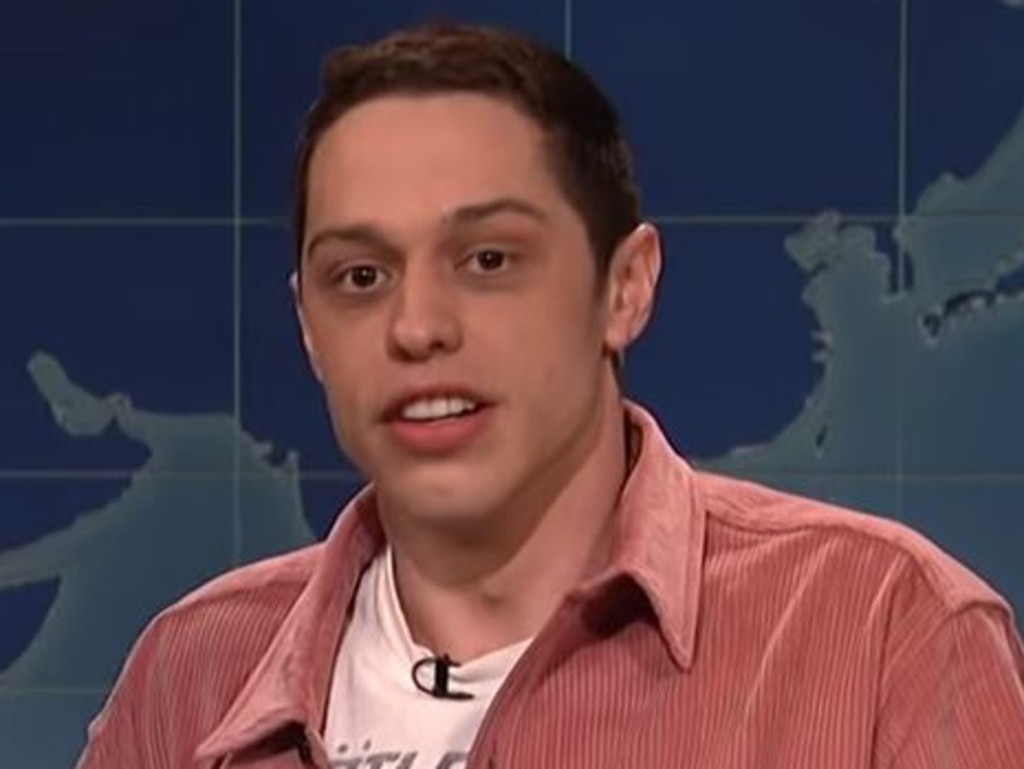 Pete Davidson opened up about his <i>SNL</i> pay.