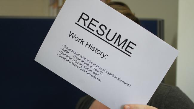 JOBSJOBSJOBS: 21 jobs going in Warwick right now.