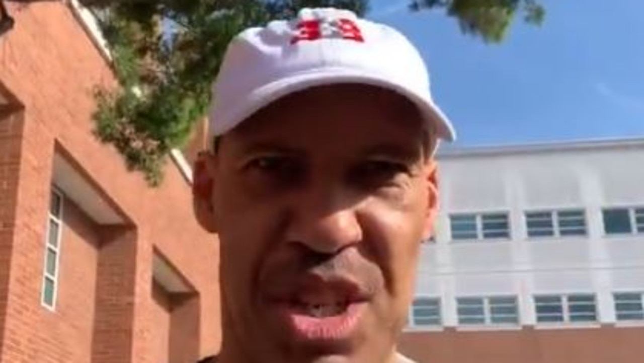 LaVar Ball reacts to Lonzo being traded.