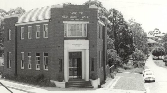 A 1939 photograph of bank, just after construction was completed.