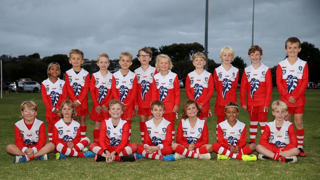 Ocean Grove Durran under-9 football team. Picture: Alison Wynd