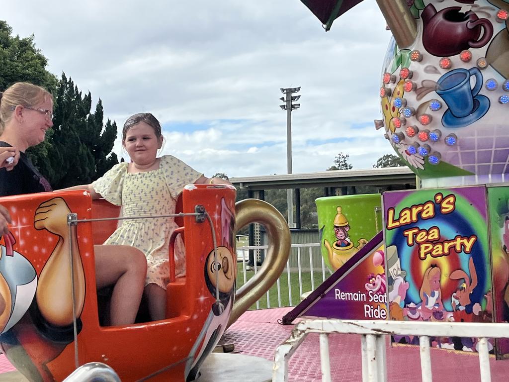 Sarah and Alana at the Fraser Coast Show.