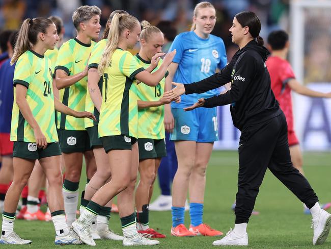 SYDNEY, AUSTRALIA – APRIL 04: Sam Kerr of Australia congratulates teammates after winning the International Friendly between Australia Matildas and Korea Republic at Allianz Stadium on April 04, 2025 in Sydney, Australia. (Photo by Matt King/Getty Images)
