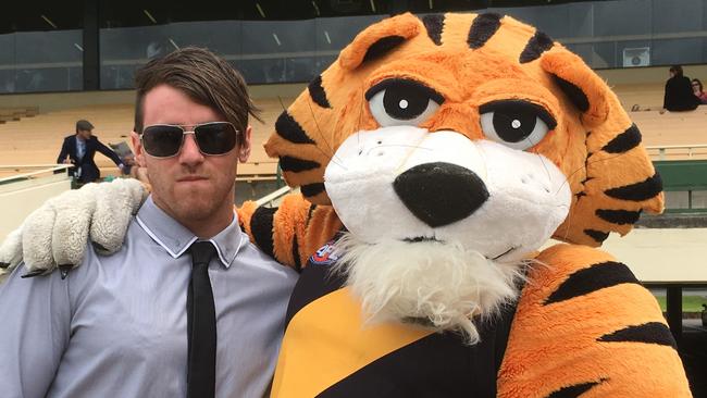 Australian Ninja Warrior: Former Tigers mascot to compete on