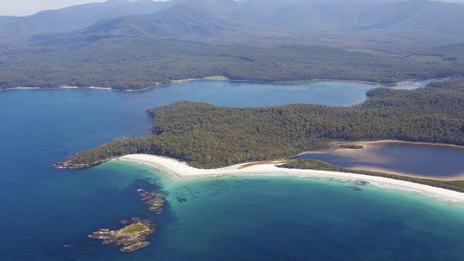 A diver’s body was found floating unconscious in the water at Recherche Bay.