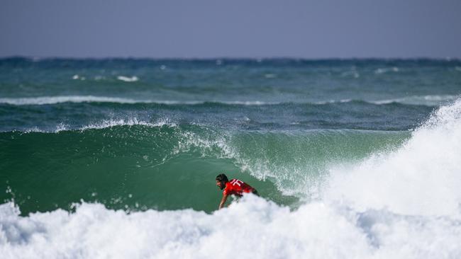 Two-time WSL Champion Filipe Toledo of Brazil gets tubed in the Semifinals at the Bonsoy Gold Coast Pro. (Photo by Beatriz Ryder/World Surf League)