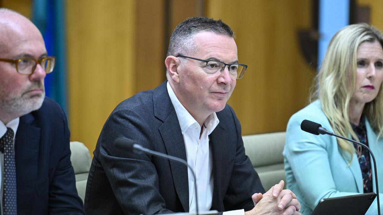 ASIC Commissioner Alan Kirkland says the regulator is concerned about how insurers handle cash settlements. Picture: NewsWire / Martin Ollman