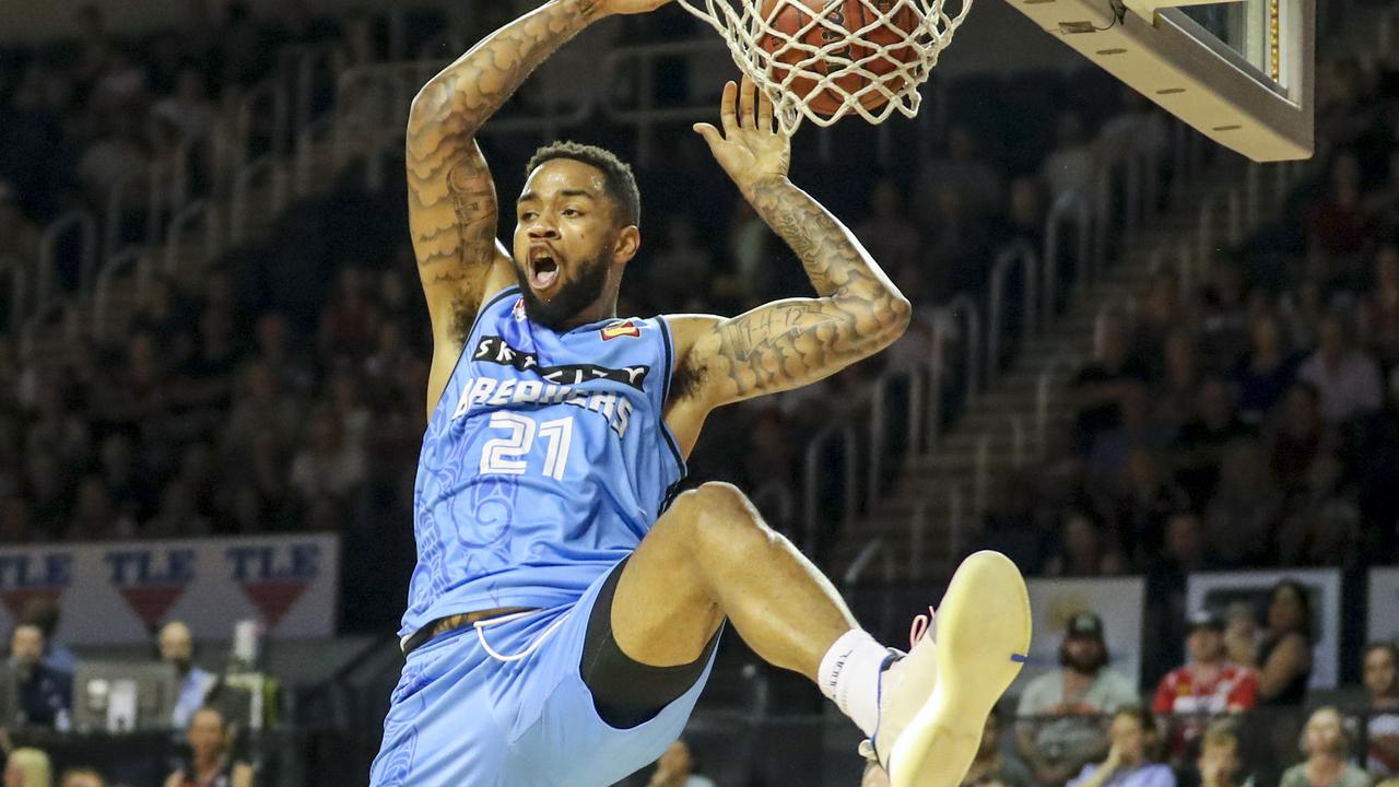 Shawn Long is now officially signed with Melbourne United.