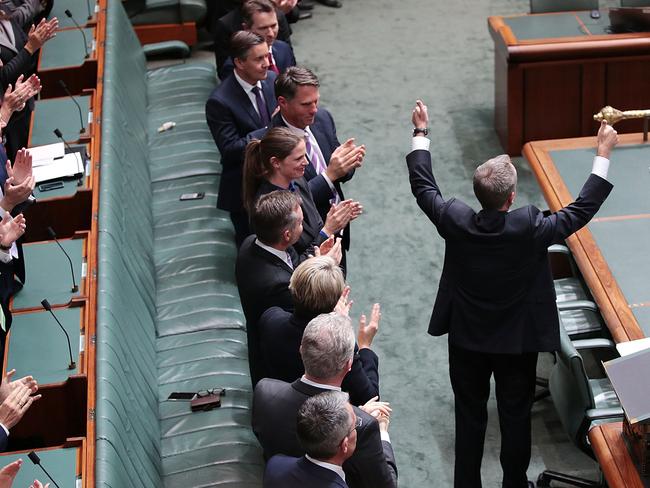 Mr Shorten gives the thumbs as he receives applause. Picture: Stefan Postles/Getty Images.