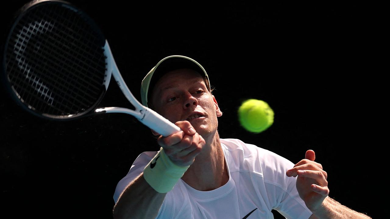 Australian Open 2025: Jannik Sinner Overcomes Early Hurdle