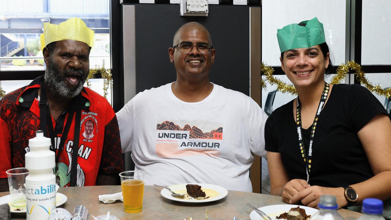 Spirit of Christmas celebrated at free lunch for 450 Geelong Advertiser