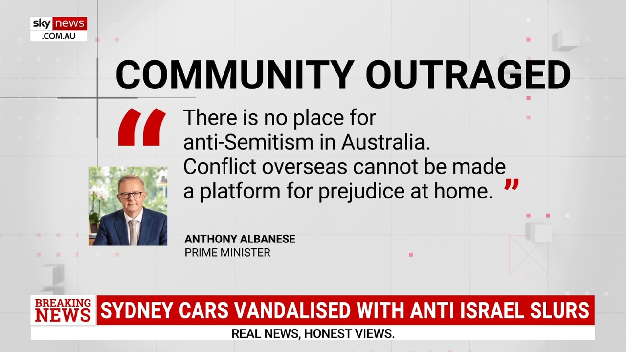 PM Albanese and Premier Minns condemn anti-Israel attack on vehicles in Sydney's east