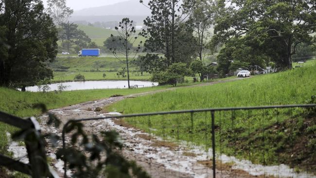 The front gate of the northern NSW farm where Anthony Stott was allegedly detained