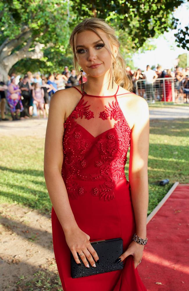 Kyeara Bosworth at the Bowen State High School Year 12 Formal held on Friday, November 18, 2022.