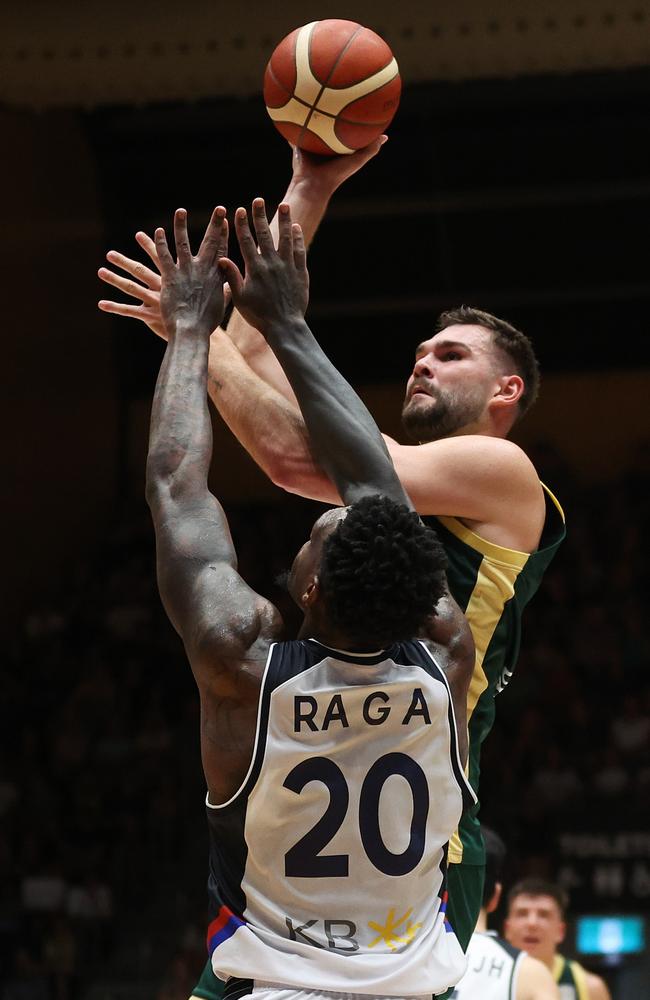 Isaac Humphries playing for Australia.