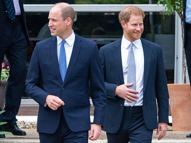 Britain's Prince William, Duke of Cambridge (L) and Britain's Prince Harry, Duke of Sussex arrive for the unveiling of a statue of their mother, Princess Diana at The Sunken Garden in Kensington Palace, London on July 1, 2021, which would have been her 60th birthday. - Princes William and Harry set aside their differences on Thursday to unveil a new statue of their mother, Princess Diana, on what would have been her 60th birthday. (Photo by Dominic Lipinski / POOL / AFP)