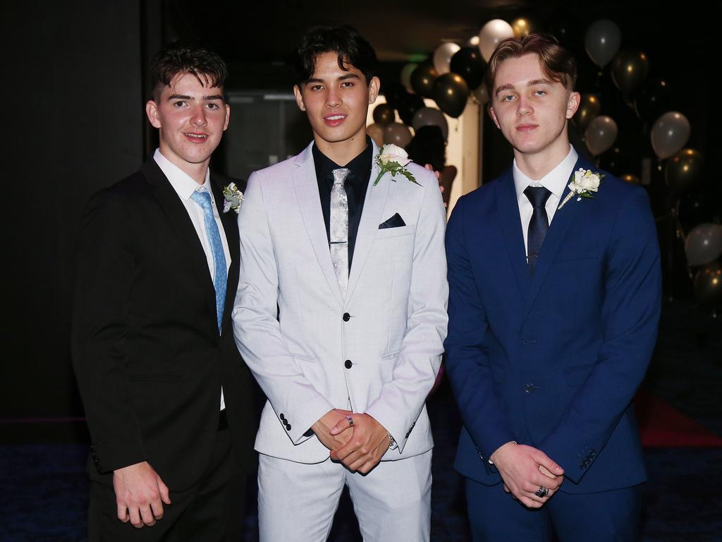 Cairns High school formal 2021: Mega gallery of photos | The Cairns Post