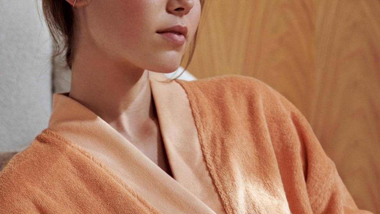 This Sheridan bath robe is both stylish and timeless. Image: The Iconic.