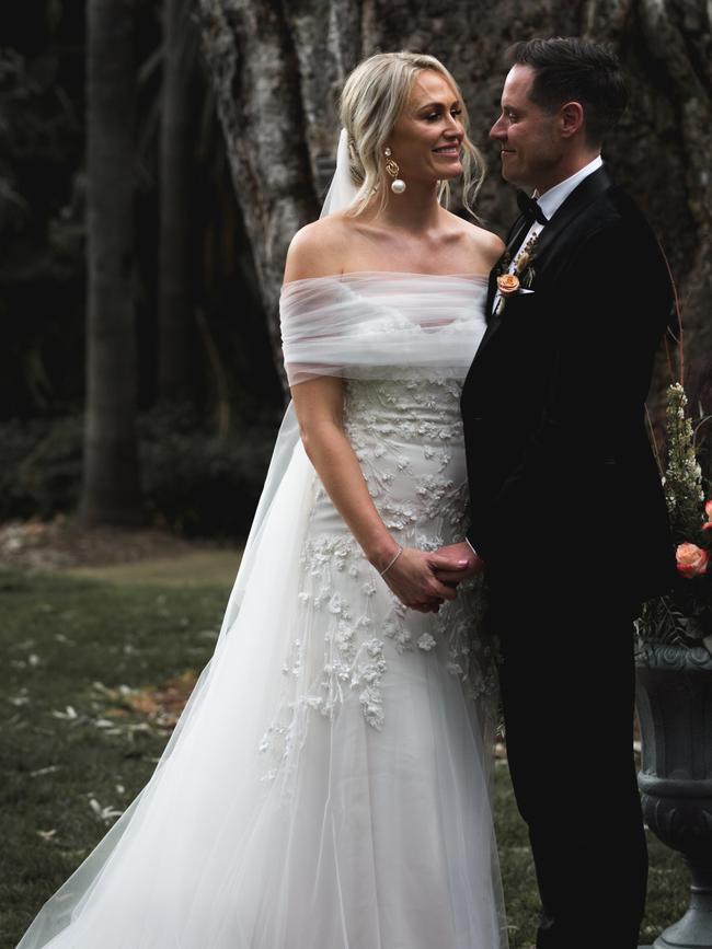 Adelaide Thunderbirds captain Chelsea Pitman ties the knot with Adelaide local Shayne Harris at the Adelaide Botanic Gardens. Picture: Brion Photography.