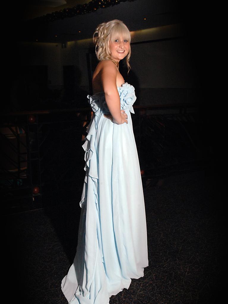 Tianne Abbott at the 2009 Palmerston High School formal at SkyCity. Picture: NT NEWS