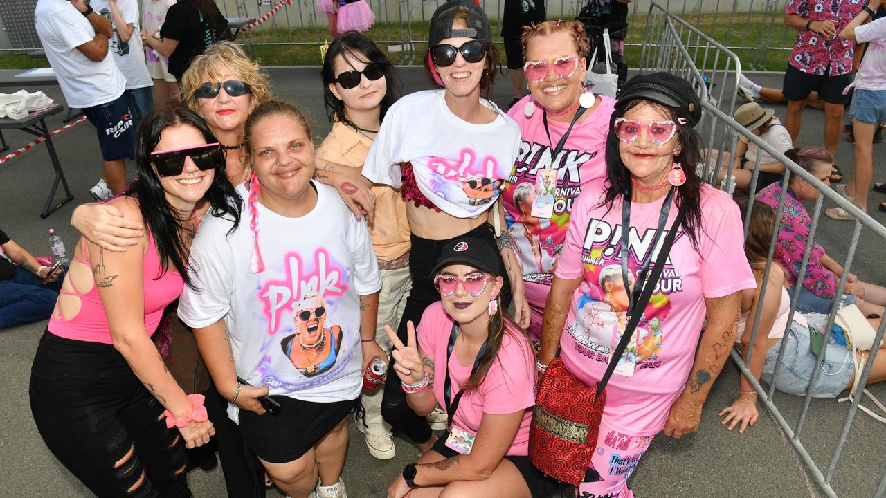 Socials at Pink convert at Townsville's Queensland Country Bank Stadium. Picture: Evan Morgan