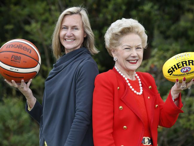 Clare Hanlon and Victoria University’s Susan Alberti.