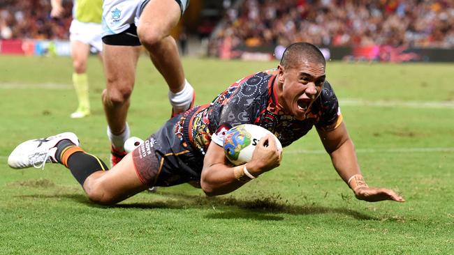 Leilani Latu scores a try for the Indigenous All Stars.