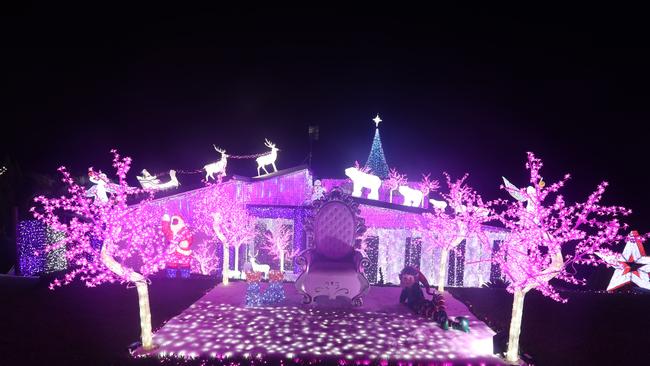 Christmas lights display at Jagera Drive, Upper Coomera in 2017. Photo: by Richard Gosling