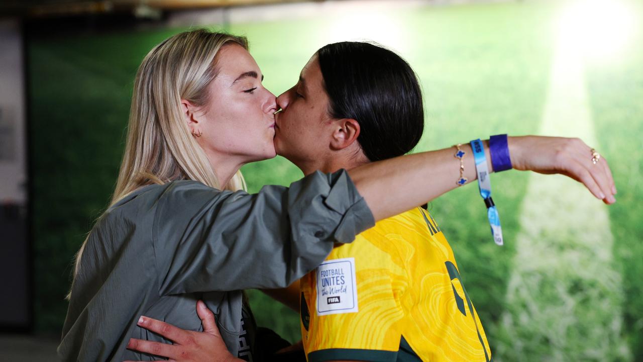 Sam Kerr of Australia celebrates with her partner Kristie Mewis. (Photo by Elsa – FIFA/FIFA via Getty Images)