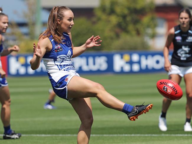 Nicole Bresnehan in action for the North Melbourne Tasmania Kangaroos last season. Picture: LUKE BOWDEN