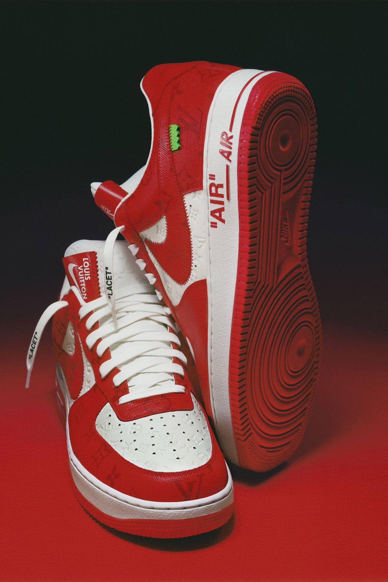 200 pairs of Louis Vuitton x Nike 'Air Force 1' shoes designed by Virgil  Abloh fetch $25 million at Sotheby's auction - The Economic Times