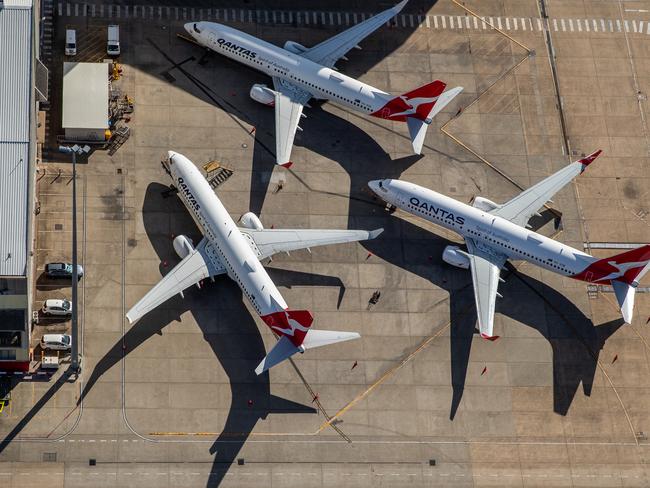 ‘Booming’ Qantas passes mega-airline milestone