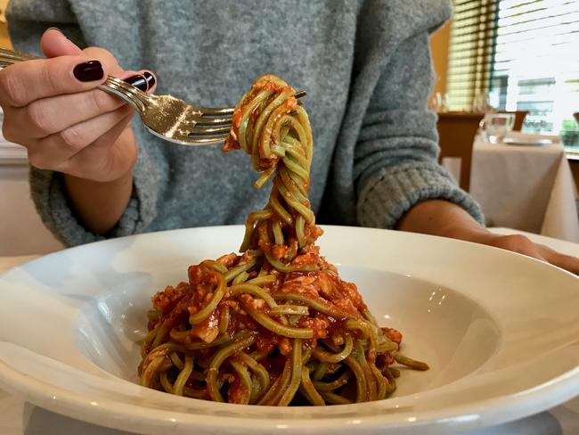 EAT STREET +  Paddington - Lucioâ€™s - tagliolini alla granseola (green pasta with blue swimmer crab), photo - Jenifer Jagielski