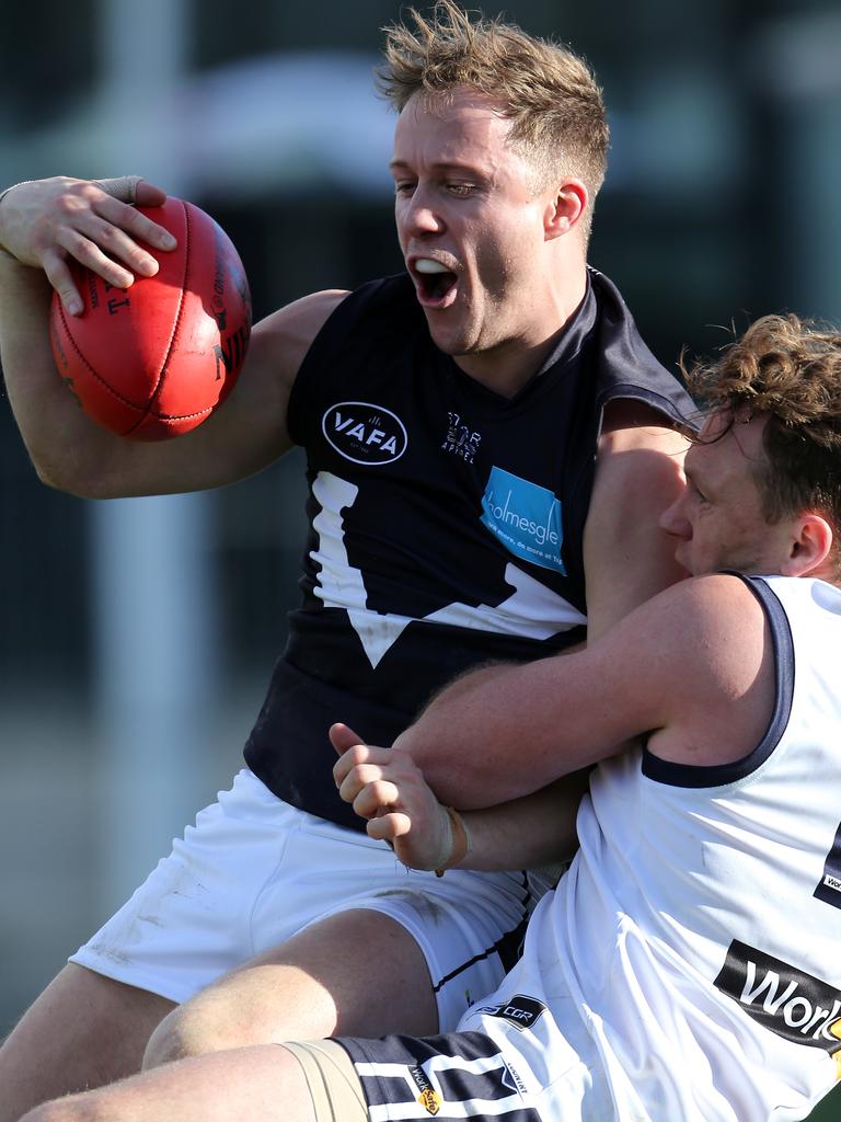 Vic Country’s Kayne Pettifer and VAFA’s Marshall Rippon at Ikon Park, Carlton. Picture: Yuri Kouzmin