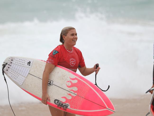 SYDNEY, AUSTRALIA – NewsWire Photos FEBRUARY, 27, 2021: Pictured is Dimity Stoyle returns to shore after competing today in the World Surf League Mad Mex Maroubra Women's Qualifying Series at Maroubra Beach in Sydney. NSW. Picture: NCA NewsWire / Dylan Coker