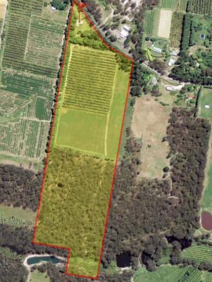 This aerial shot shows the proportion of cleared land to crops and natural bushland.