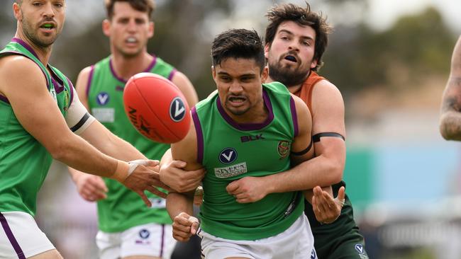 Old Paradians and UHS-VU do battle in the VAFA Division 2 grand final. Picture: VAFA media.