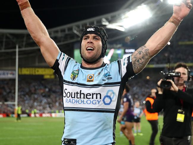 SYDNEY, AUSTRALIA - OCTOBER 02: Michael Ennis of the Sharks celebrates winning the 2016 NRL Grand Final match between the Cronulla Sharks and the Melbourne Storm at ANZ Stadium on October 2, 2016 in Sydney, Australia. (Photo by Cameron Spencer/Getty Images)