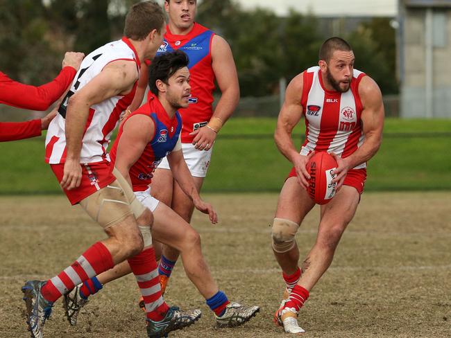 Ryan Semmel (right) playing for Mordialloc. He’s joined the Vampires for 2023. Picture: Hamish Blair