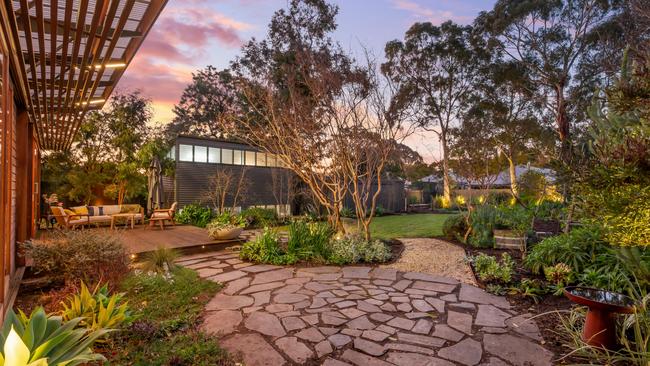 There’s a lot to look at in this garden. Picture: Ouwens Casserly Real Estate