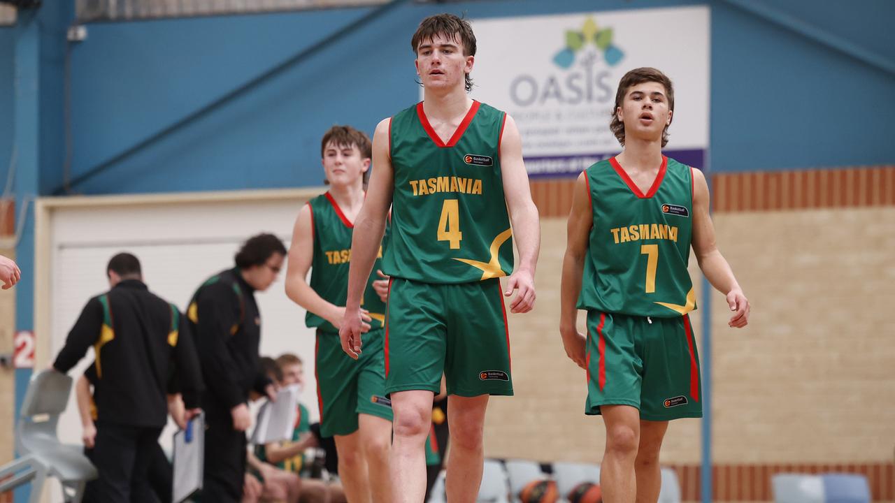 Tasmania's Mason Ling (centre). Picture: Michael Farnell/Sports Imagery Australia