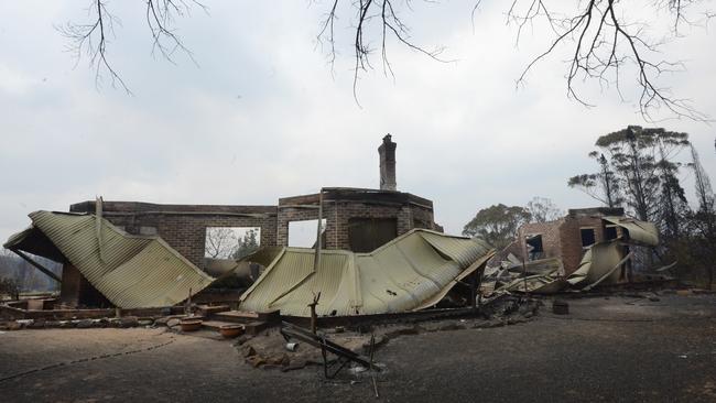 A home gutted by fire at Bilpin. Photo Jeremy Piper